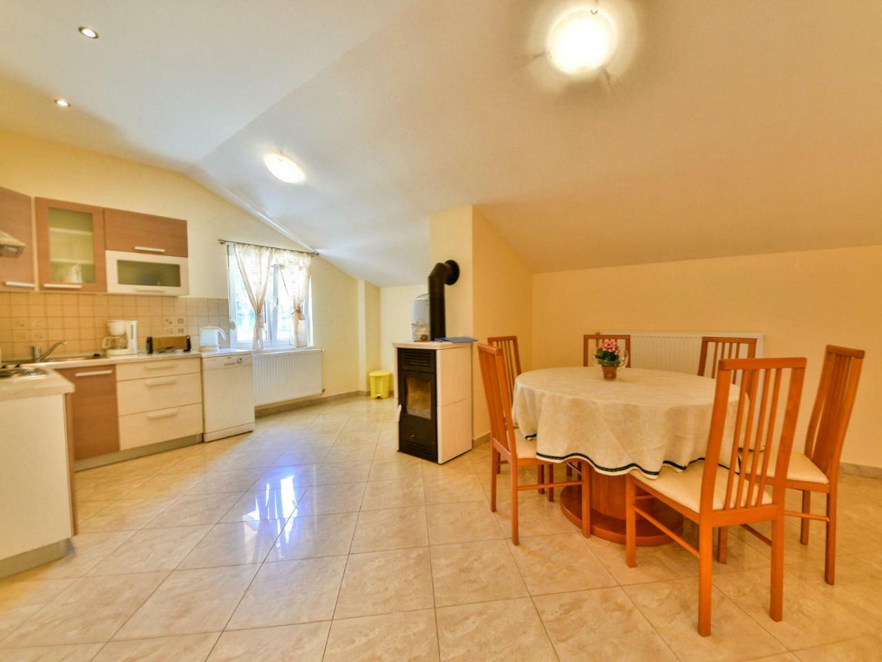 Apartment Olga-5 By Interhome Banjol Esterno foto